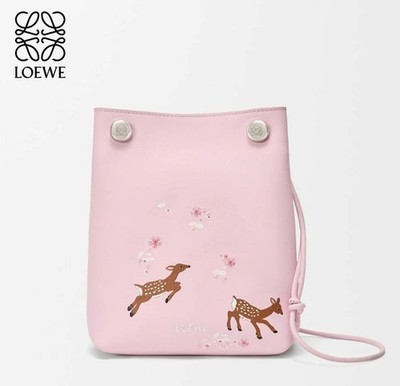 LOEWE x Suna Fujita Deer Pebble Pouch Nappa Calfskin Blossom Japan Limited New