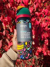 Owala Freesip 32oz Dia De Los Muertos Sugar Skull Bottle IN HAND  