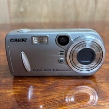 Sony Cyber-shot DSC-P92 5.0 Megapixel Compact Digital Camera Used Condition