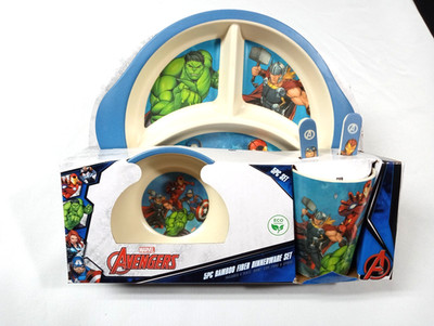 Marvel Avengers 5pc Dinnerware Set NEW