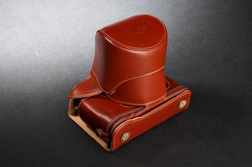 Genuine Real Leather Full Camera Case Bag for FUJIFILM XE1 XE2 XE2S Bottom Open - Picture 3 of 8