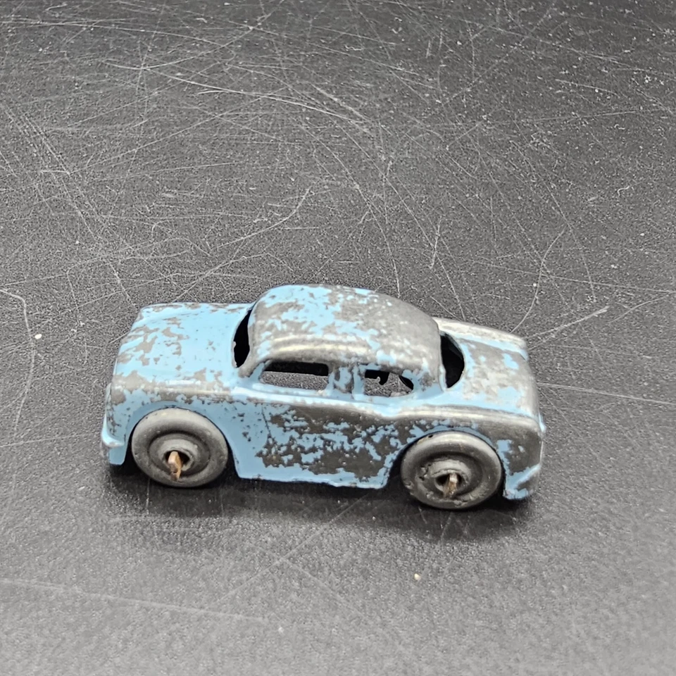 Barclay Vehicle Lot Packard Dump Trucks - Image 2 of 4