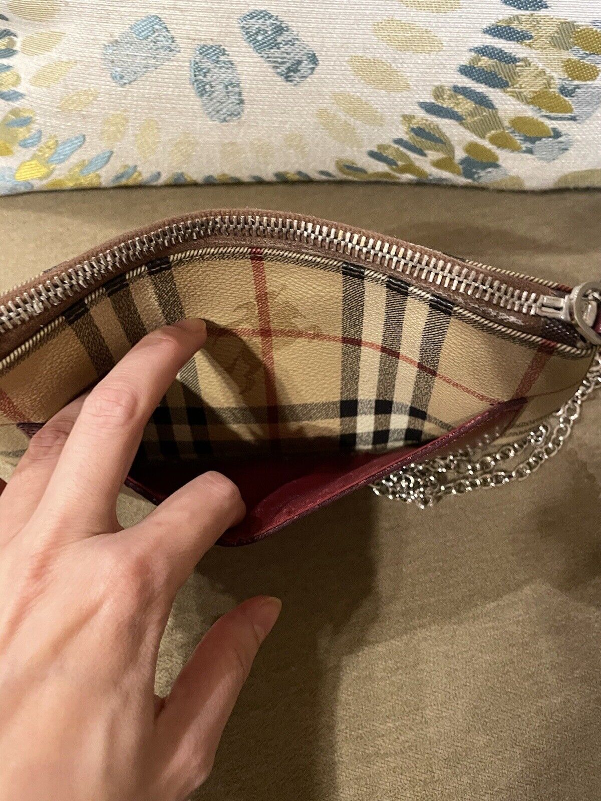 BURBERRY Nova Check Haymarket Clara Wristlet