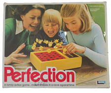 VTG Perfection Game 1975 Complete Box Shapes 16 Cards Lakeside USA Family 8370