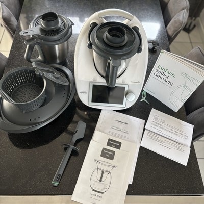 Thermomix TM6 + 2. Mixtopf + Gemüse Styler +Garantie 01.2029