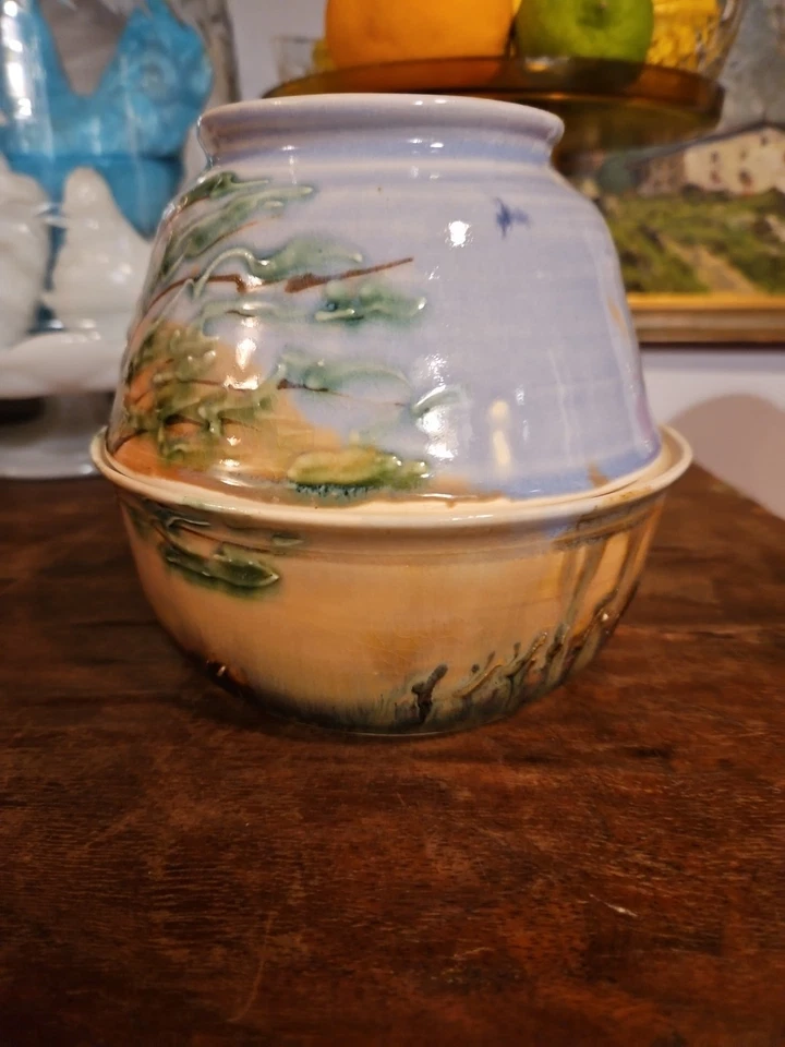 M A Dodds Manzana Panadero Árbol y Pájaro Motivo Pintado a Mano Foto 2 de 4