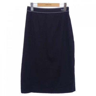 Authentischer PRADA PRADA Rock #241-003-918-7883 - Bild 1 von 4