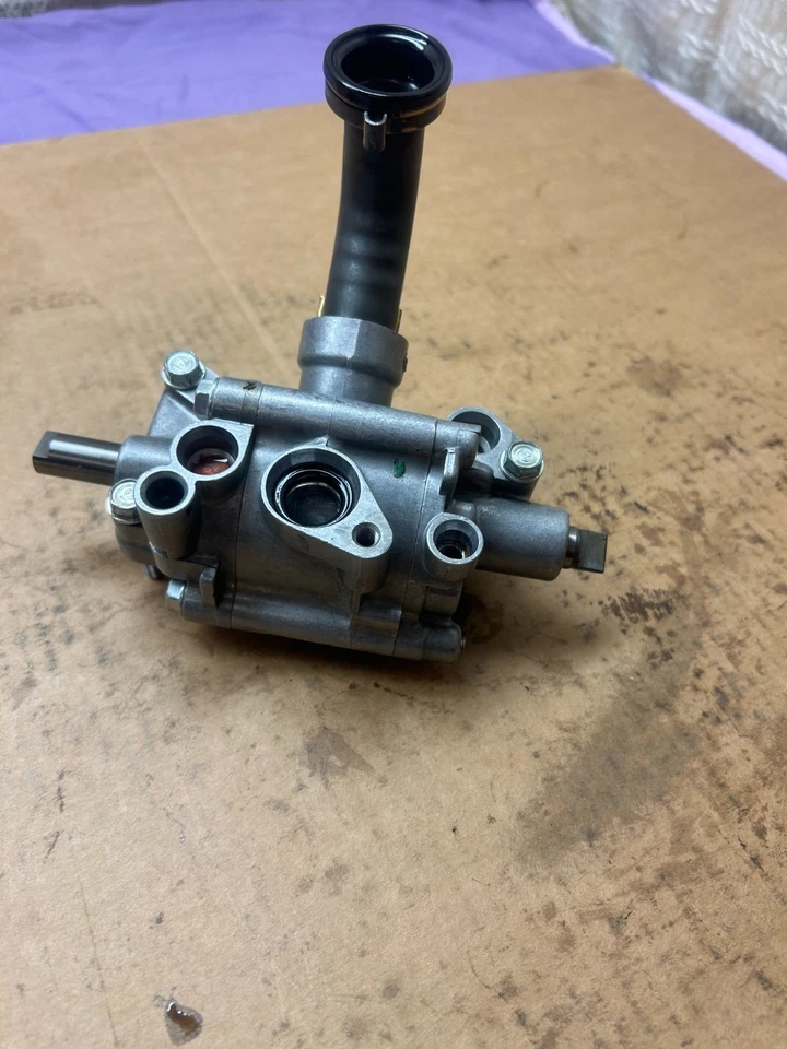 Bomba de aceite 15100-mr7-000 Honda VFR 750 R RC 30 1988-89 n R5-087. - Imagen 3 de 4