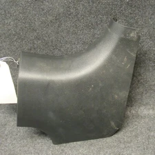 2003-2006 Mitsubishi Outlander RH Front Passenger Kick Panel Trim Moulding 58178