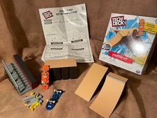 Tech Deck Starter Kit - Ramp Set with 2 Boards