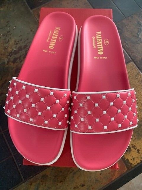 Valentino Garavani Rockstud Quilted Leather Slides sz 40 NIB Pink | eBay