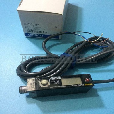 1PCS OMRON PRESSURE SENSOR E8CC-ANOC New In Box