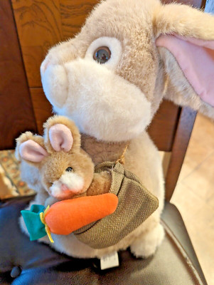 Yangjee Long Ear Tan White Mama Bunny Rabbit w/Baby Carrot Purse Plush 12 1/2'' T