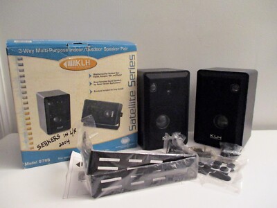 Pair KLH 979B Indoor/Outdoor Speakers  3-Way Bookshelf RV Boat Car Home Garage
