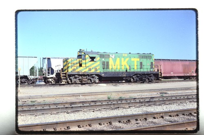 #ad MKT 98 apr 89 original 35mm kodak train photo slide $5.00