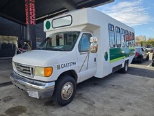 2006 Ford E-450 Super Duty E450 SUPER DUTY CUTAWAY VAN