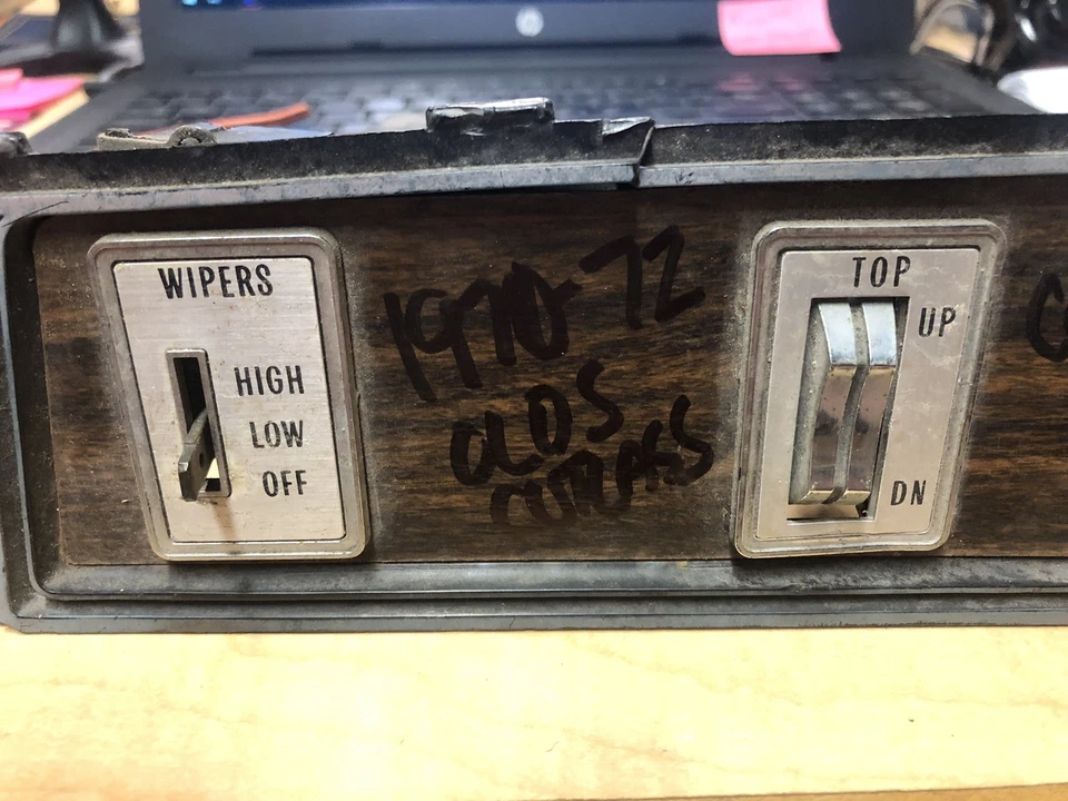 1970 1971 1972 Oldsmobile Cutlass 442 Convertible Factory Top Switch Wiper Orig - Image 2 of 4