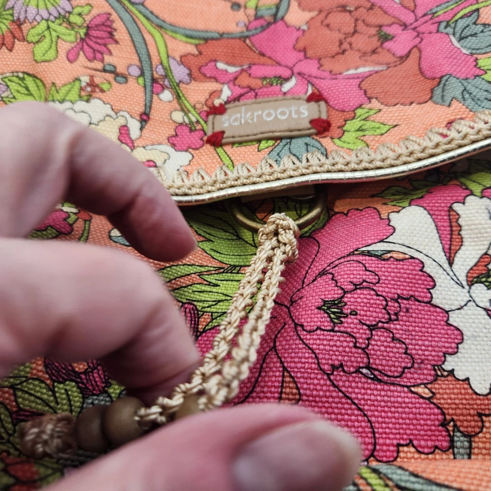 Bandolera Sakroots Tela Floral Yute Algodón Cartera Alforja Bolsillos Bordados Foto 3 de 4