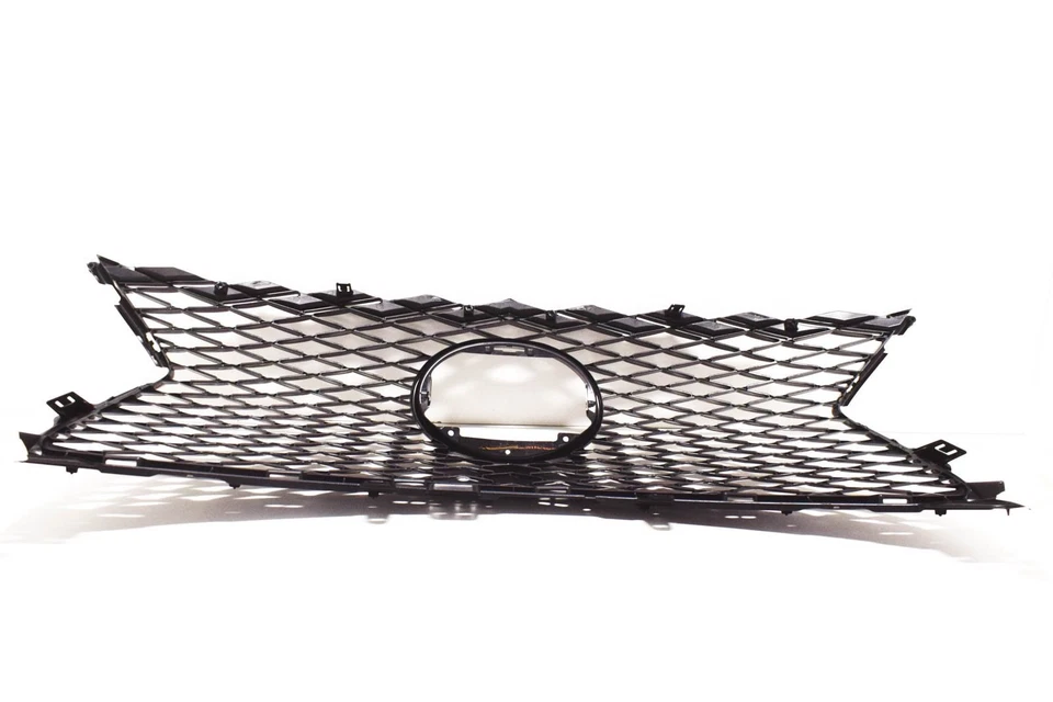 LEXUS RC F XC10 Front Radiator Grille 5311224100 NEW GENUINE - Image 4 of 4