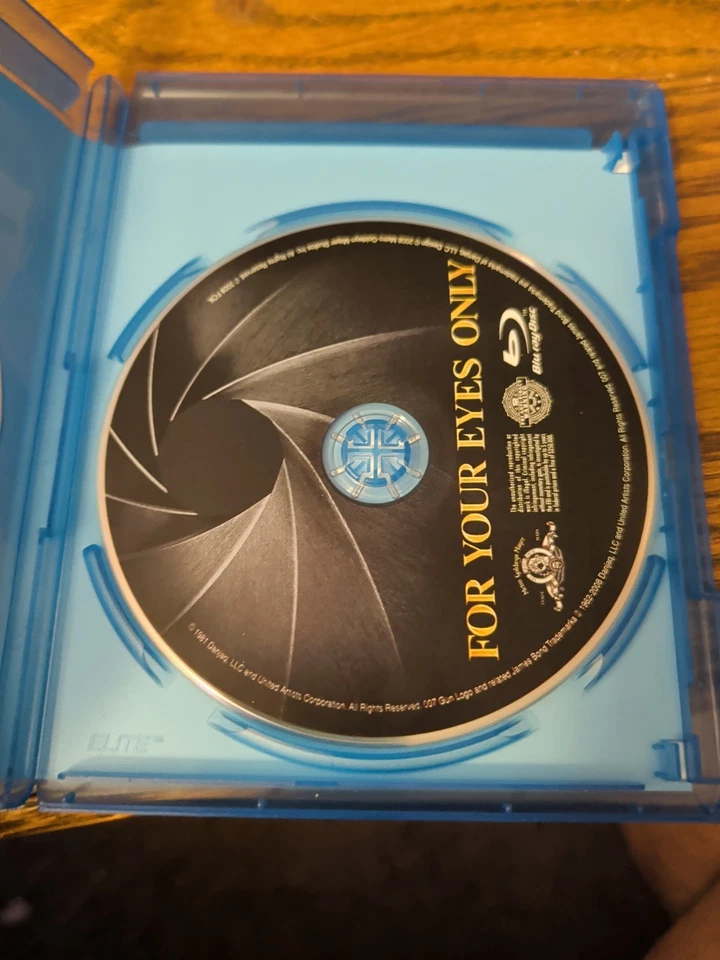 For Your Eyes Only (1981 Blu-ray) James Bond 007 Roger Moore Foto 2 de 3