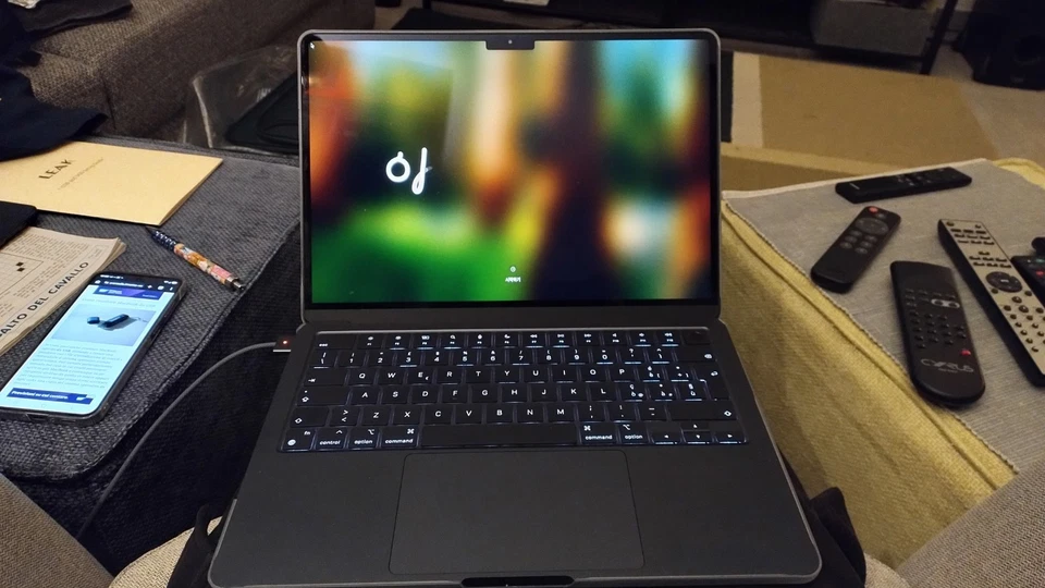Apple MacBook Air 13" M2 · 16GB · 256GB, foto 1 di 5