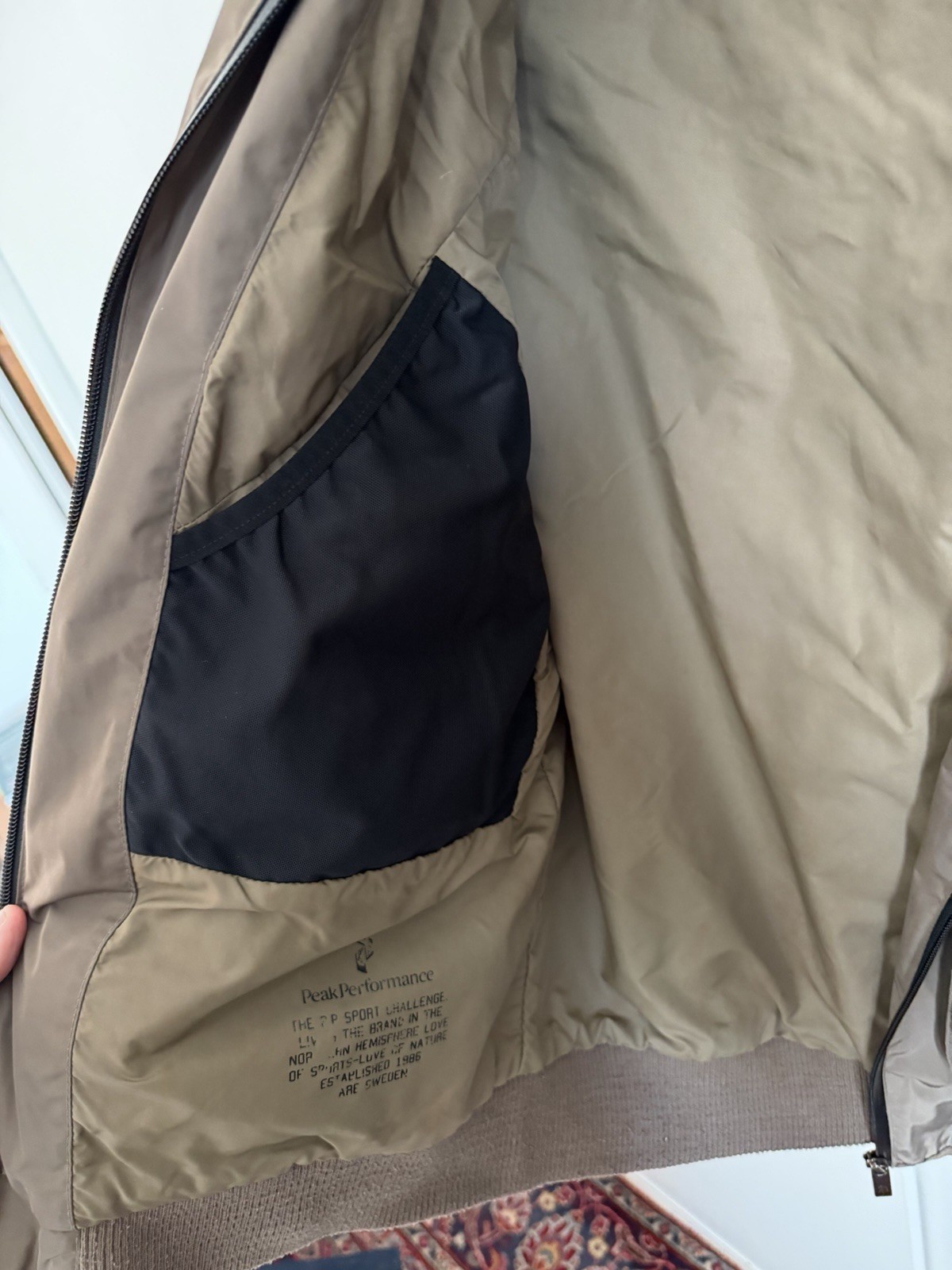 Peak Performance Men's Jacket - Large - image 4