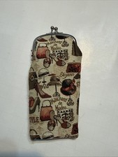 CTM Women's Boutique Print Tapestry Glasses Case