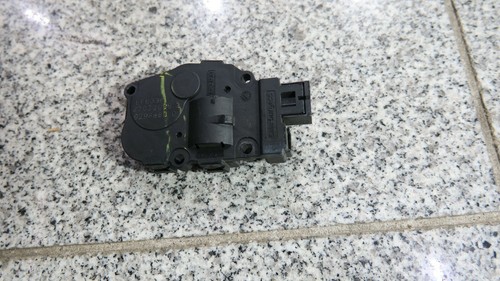 BMW E70 X5 / E71 X6 Stellmotor Klimakasten EFB336 original