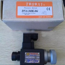 1PC NEW DNA-360K-06I pressure switch