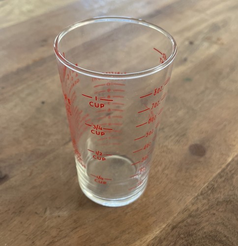 Vintage Frigidaire Measuring Glass 1950s General Motors Advertising 8 oz - Picture 3 of 7