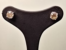 orecchini oro bianco 18 kt Con Diamanti Fancy ct 2,01 Certificati Igi 