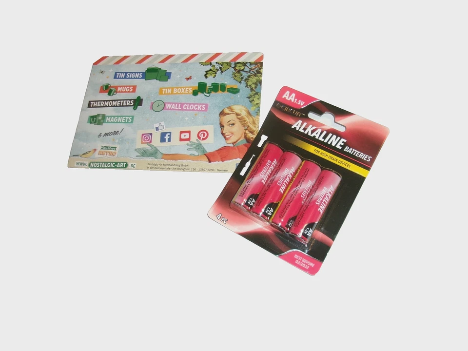 BMW Retro Wall Clock/NOSTALGIC ART  12" Official License Product by Wanduhr USED - Image 4 of 4