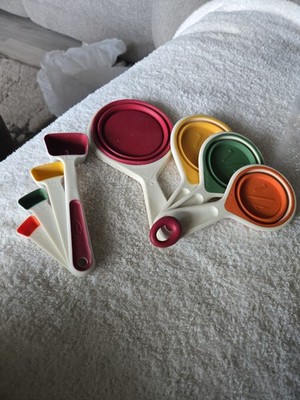Chef'n Collapsible Silicone Space-Saving Measuring Cups & Spoons Set