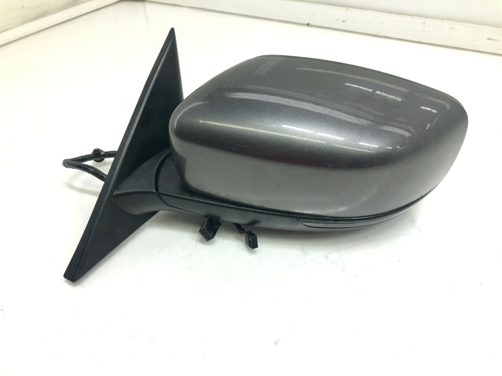 2014-2017 MASERATI GHIBLI LEFT DRIVER SIDE DOOR MIRROR OEM GRIGIO MARATEA METAL.