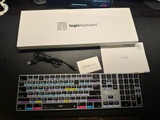 Logickeyboard TITAN Wireless Backlit Keyboard...
