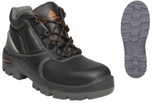 phoenix safety boots