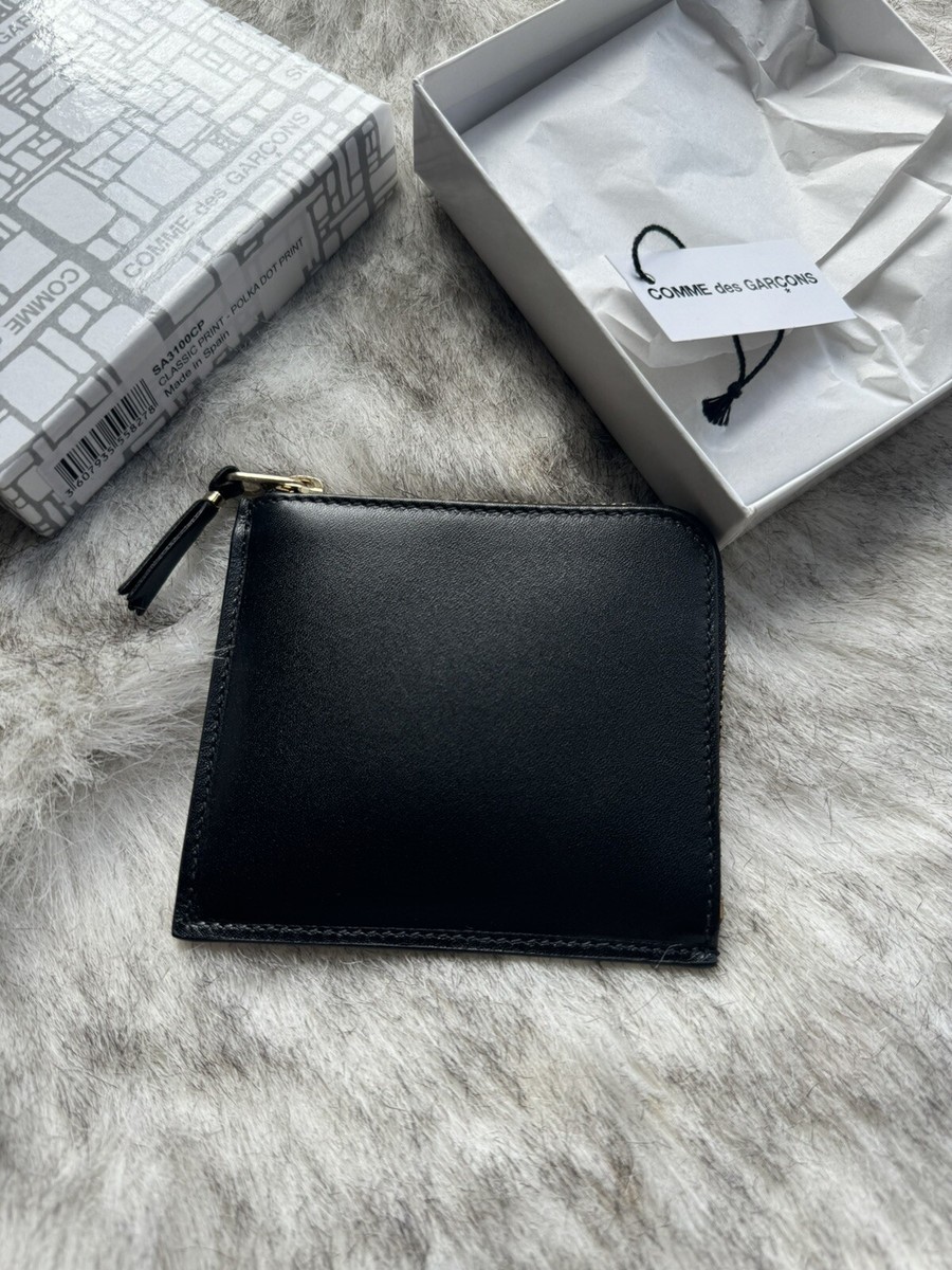 Comme Des Garcons Half Zip Wallet | Black Leather CDG Logo Coin