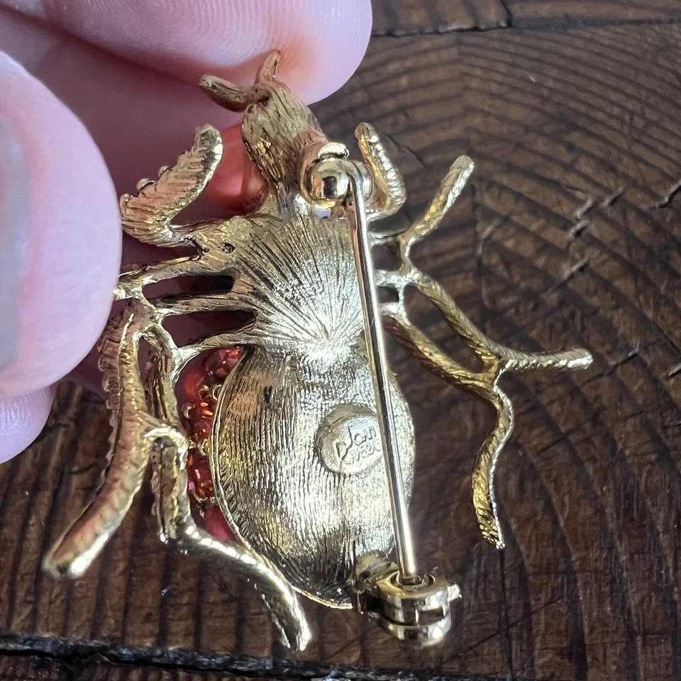 Joan Rivers Vtg. Signed 18K Gold Plated Coral Red Swarovski Spider Critter Pin - Image 4 of 4