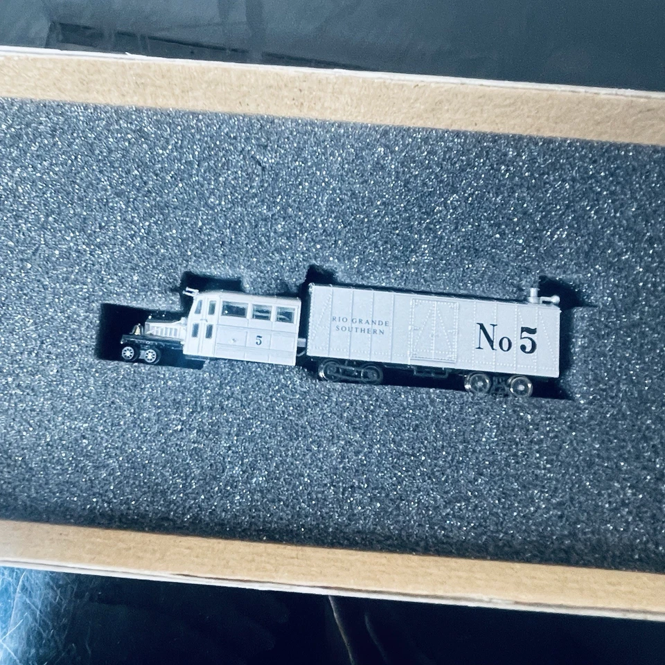 “N” Scale Galloping Goose Dual Mode DC+DCC Version Rio Grande Southern #5 - Image 2 of 4