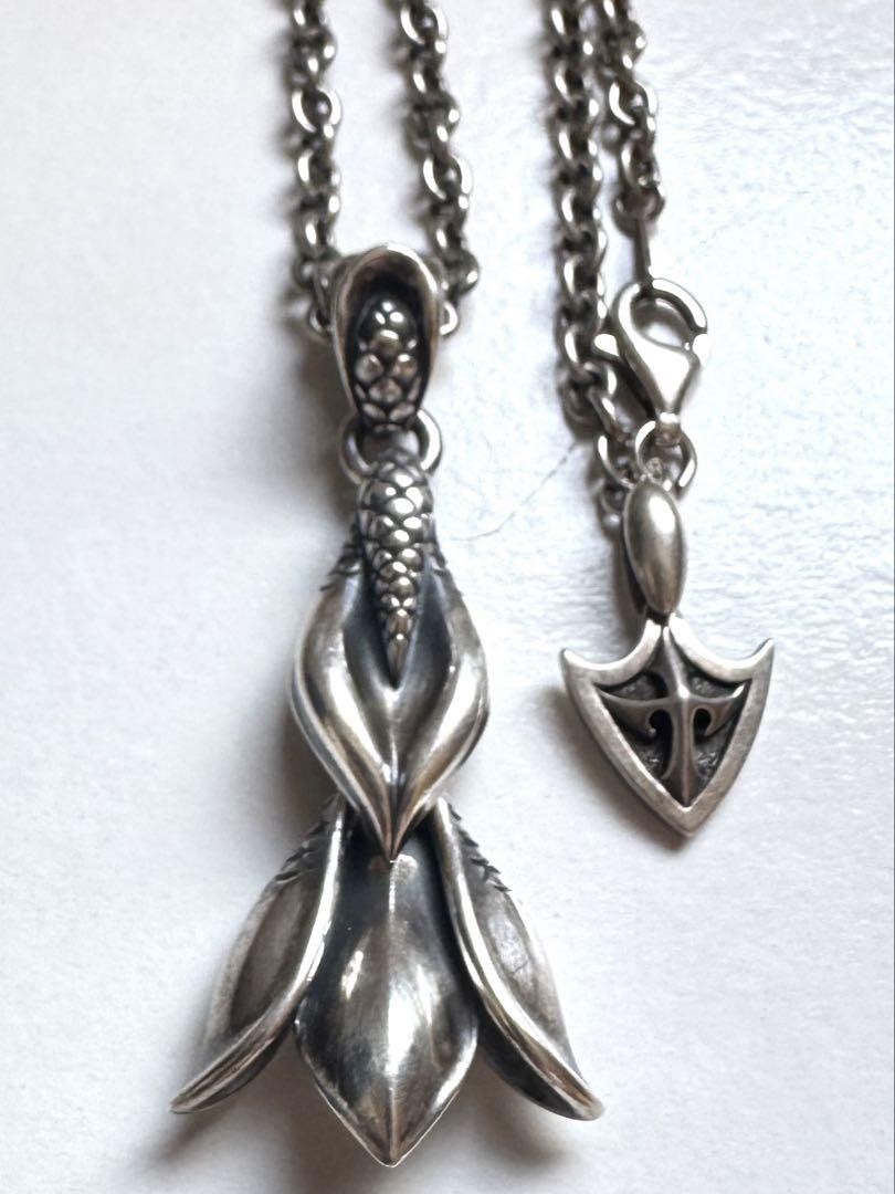 bloody mary necklace #051104 | eBay