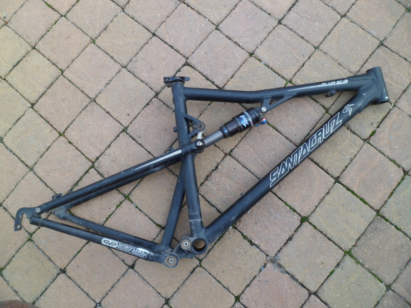 Black Santa Cruz Blur XC MTB Frame 26er Med FOX Float Shock Ritchey Seat Post