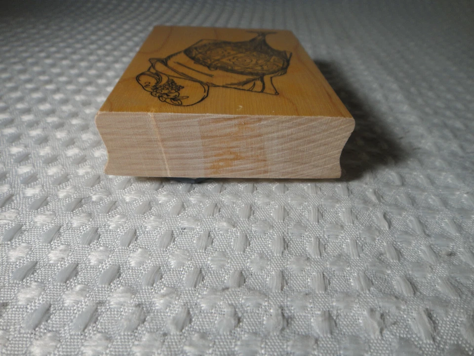 Estampilla de goma Golden Oldies Art Impressions Granny Back Side Old Lady 1998 Foto 4 de 4