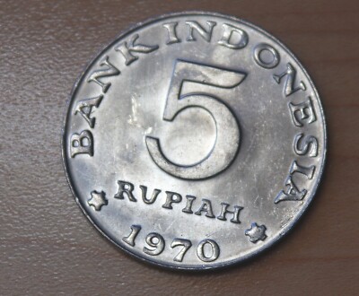 1970 Indonesia 5 Rupiah Black Drongo Bird Unc.