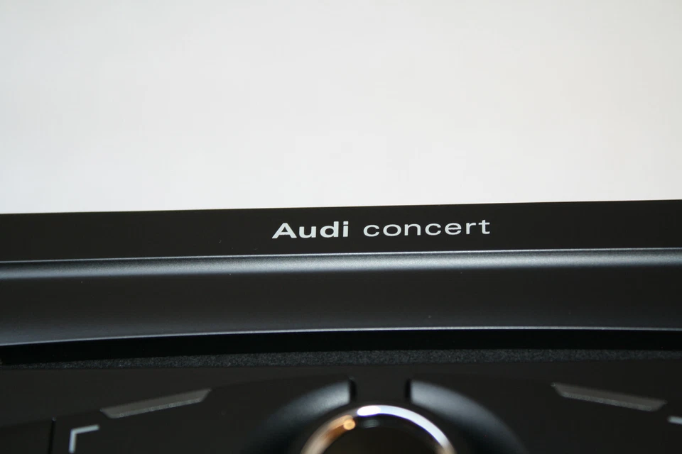 ORIG. AUDI A4 S4 A5 S5 Q5 Autoradio CD Card MP3 SD Wechsler Radio 8T2057186DX - Bild 2 von 4