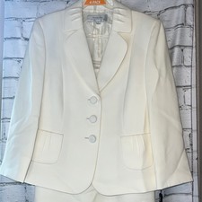 Tahari Ladies Ivory Blazer & Skirt Set, "paulie", Size 6, Nwt!!
