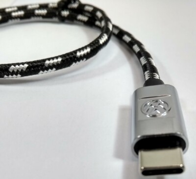 VW USB-C TO Apple iPhone Lightning Cable Premium Braided 30cm 