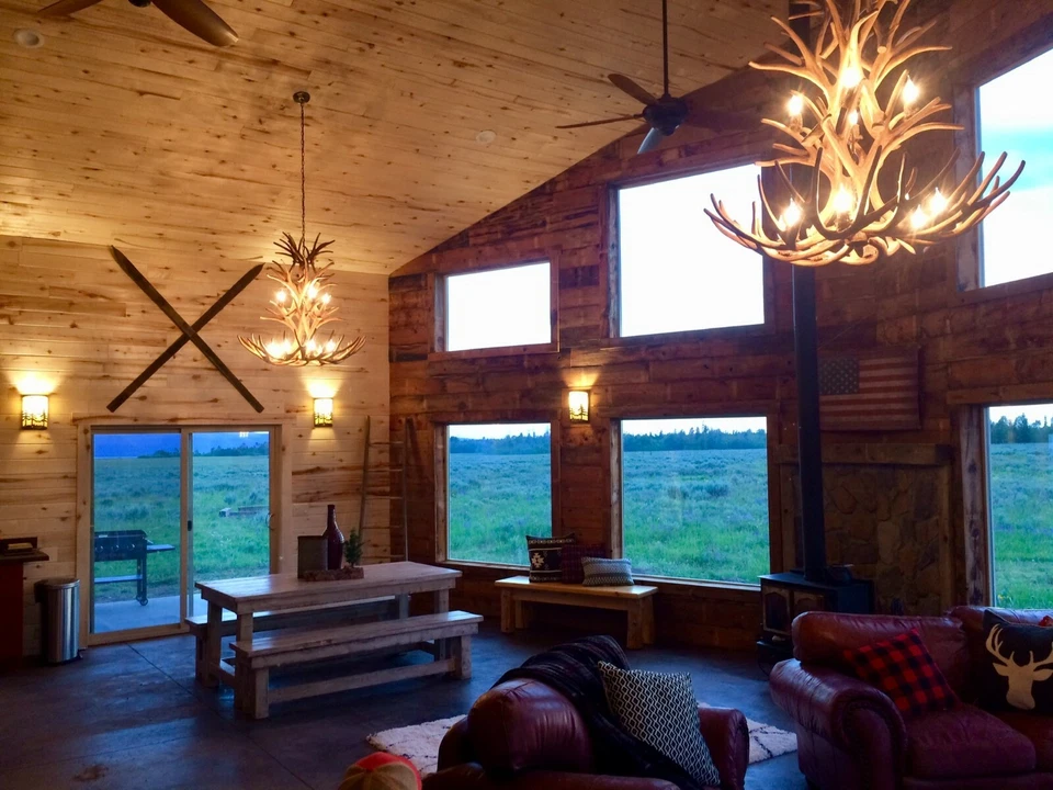 CANDELABRO CASCADA IMITACIÓN CIERVO MULA 20 ASTAS por CDN RL5 Foto 4 de 4