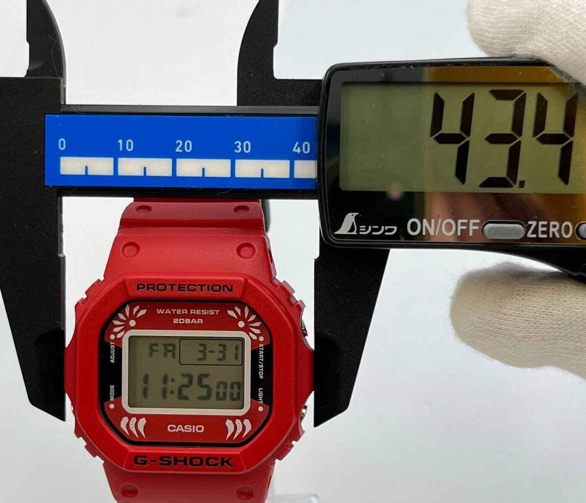 CASIO G-SHOCK DARUMA red watch DW-5600DA-4JR quartz Digital CASIO G-SHOCK DARUMA red watch DW-5600DA-4JR quartz Digital