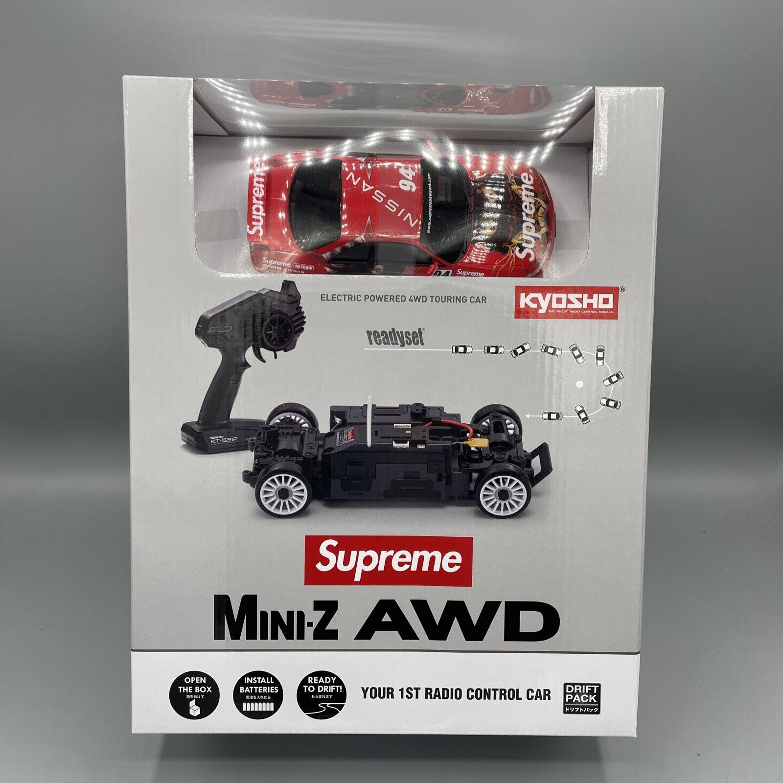 Supreme x Kyosho Mini-Z Nissan Skyline R33 Nismo FW22A43