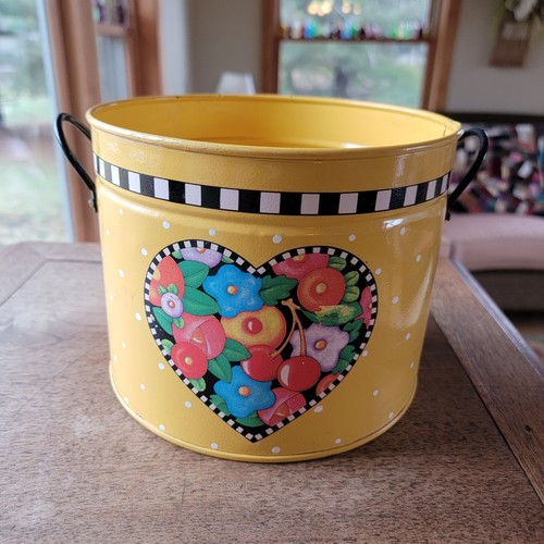 Mary Engelbreit Tin Metal Pail Basket Flower Heart  Rare 7 7/8" Dia. x 5 7/8" 